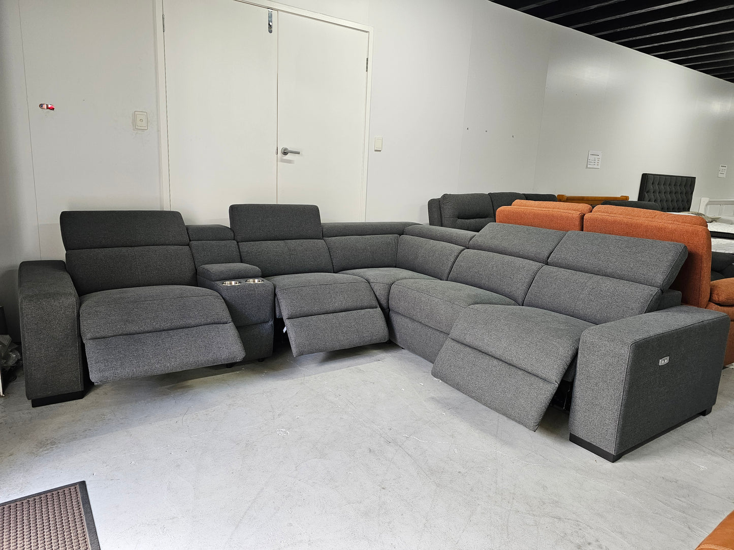 Valencia Electric 5 Seat Corner Lounge