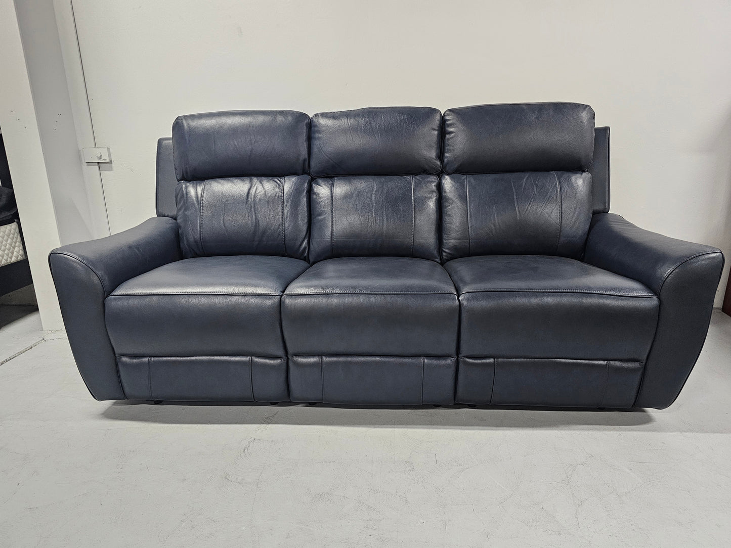 Richmond Leather Recliner Lounges