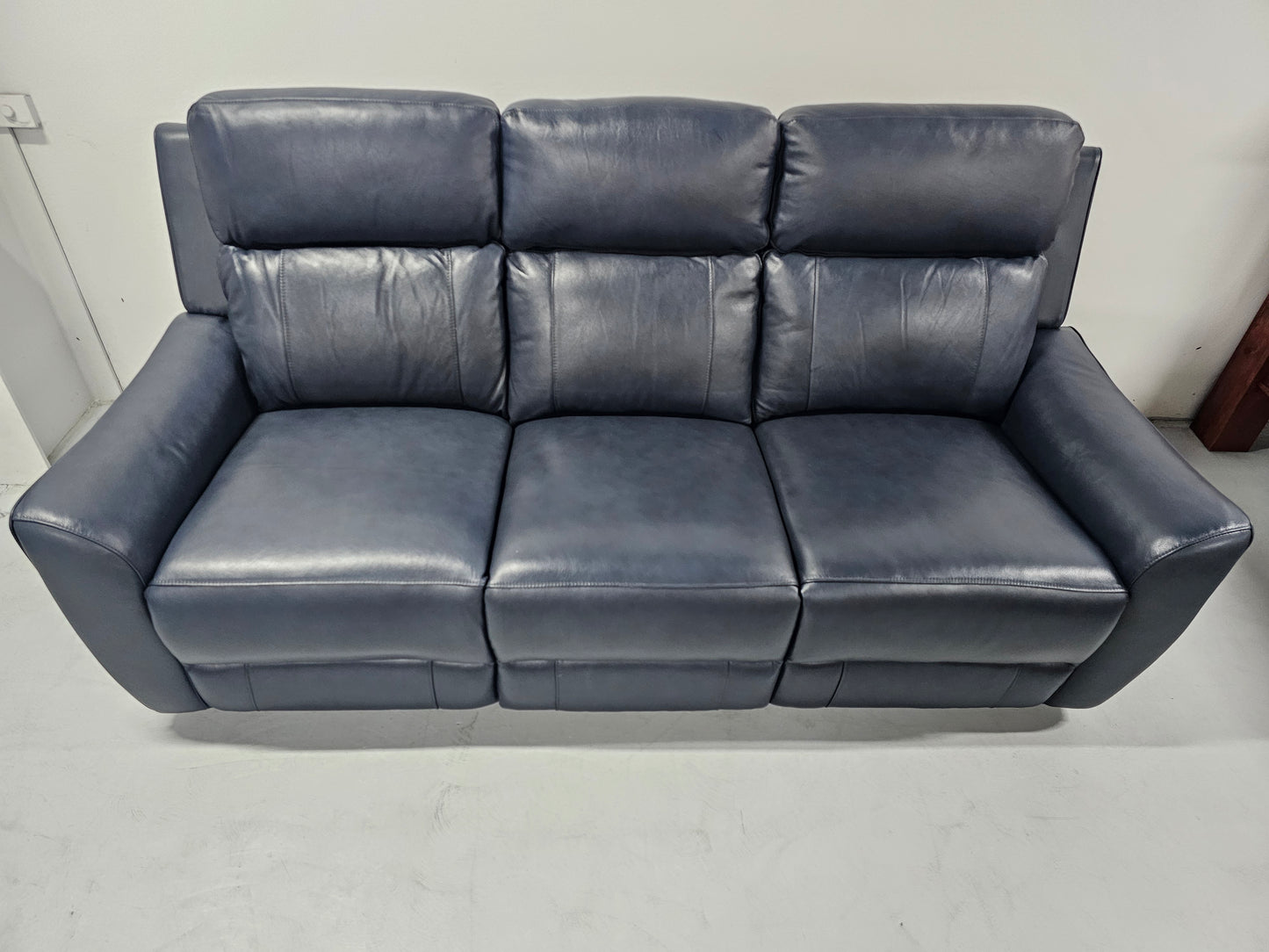 Richmond Leather Recliner Lounges