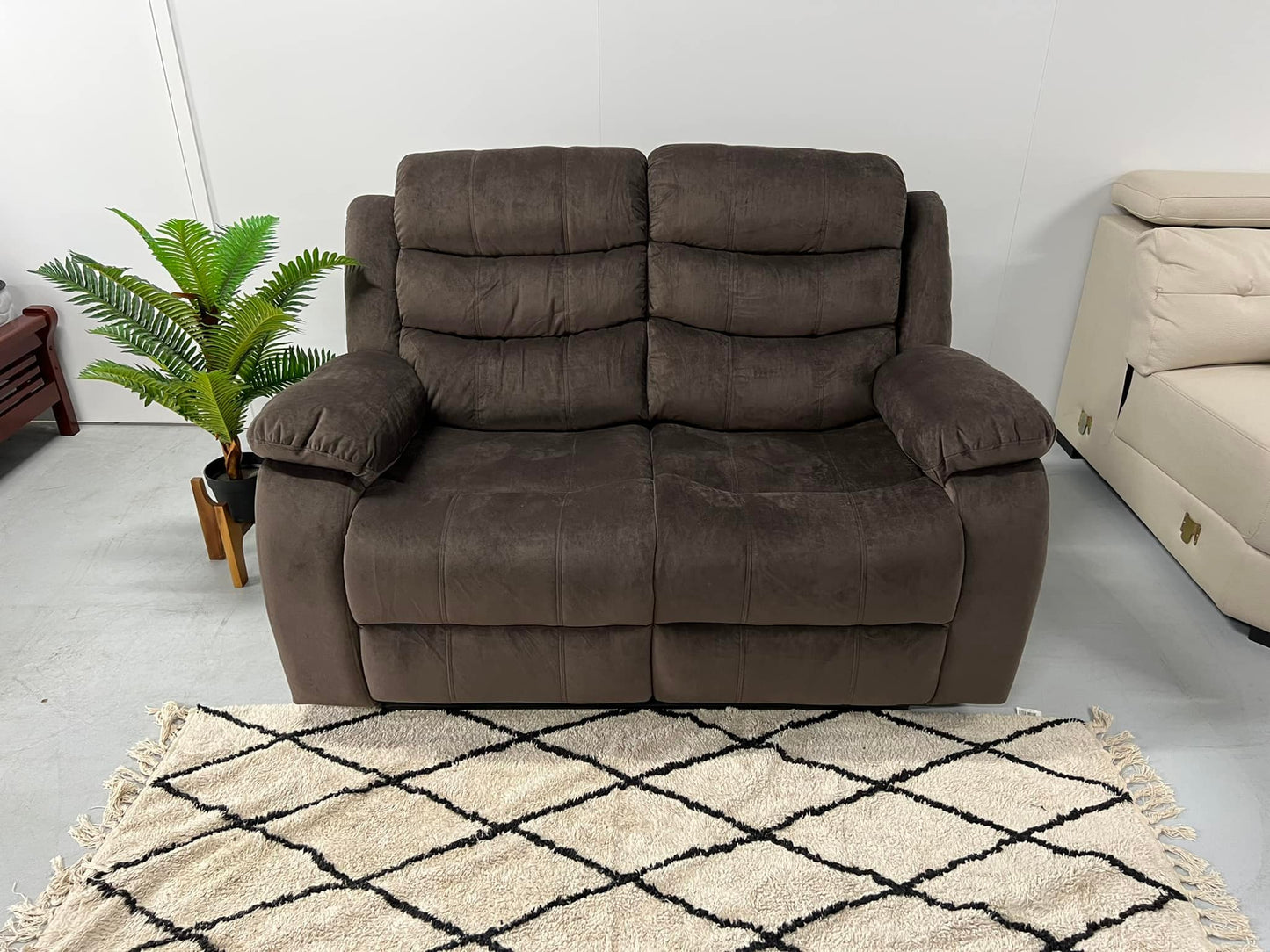 Coolangatta 2 Seat Recliner Lounge