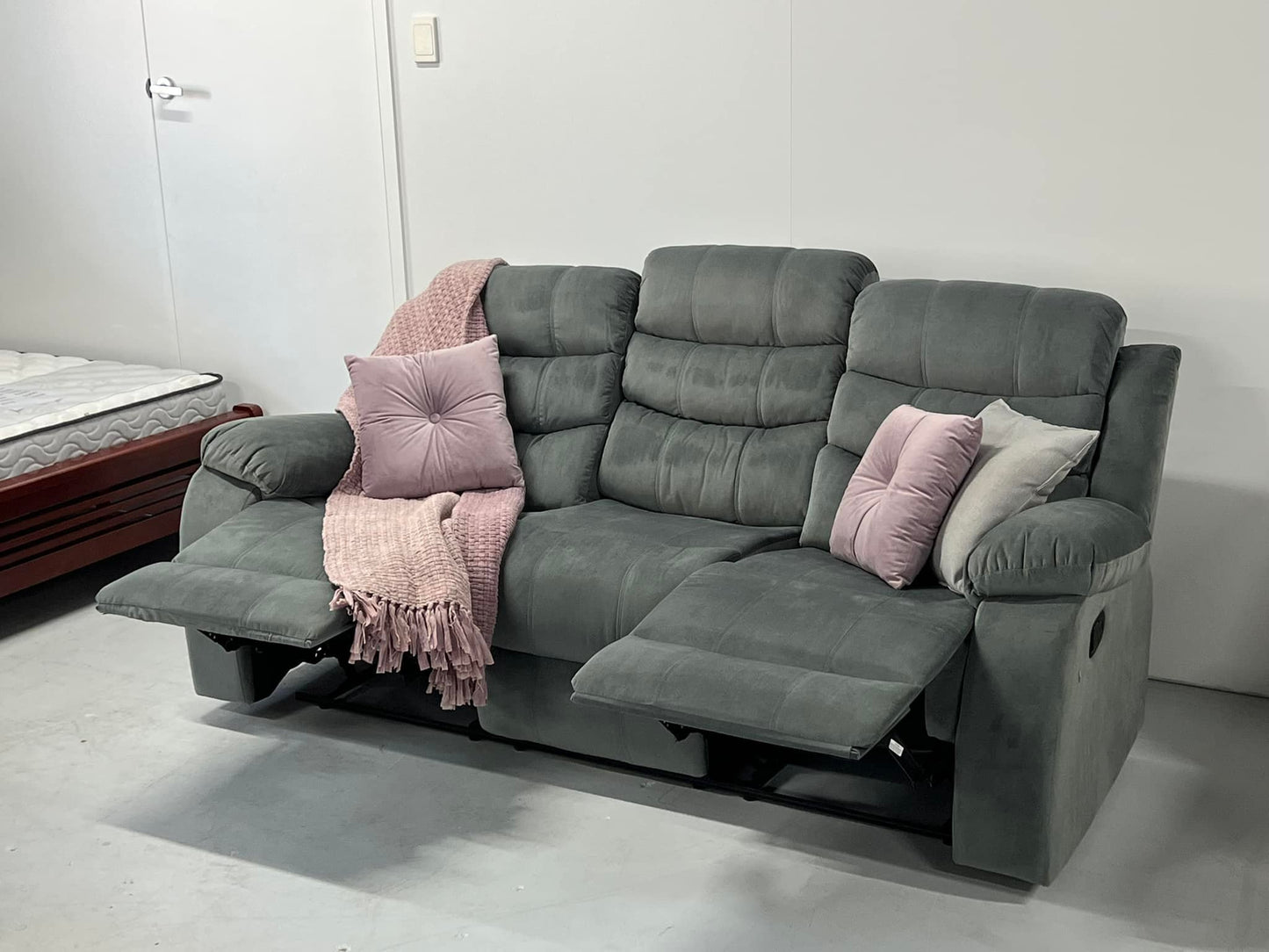 Coolangatta 3 Seat Recliner Lounge