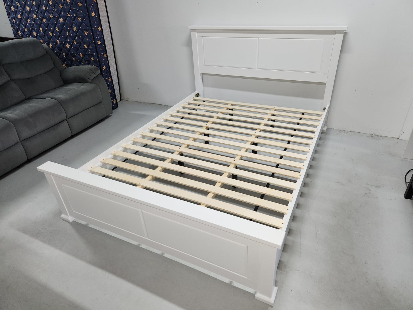 Whitehaven Bed