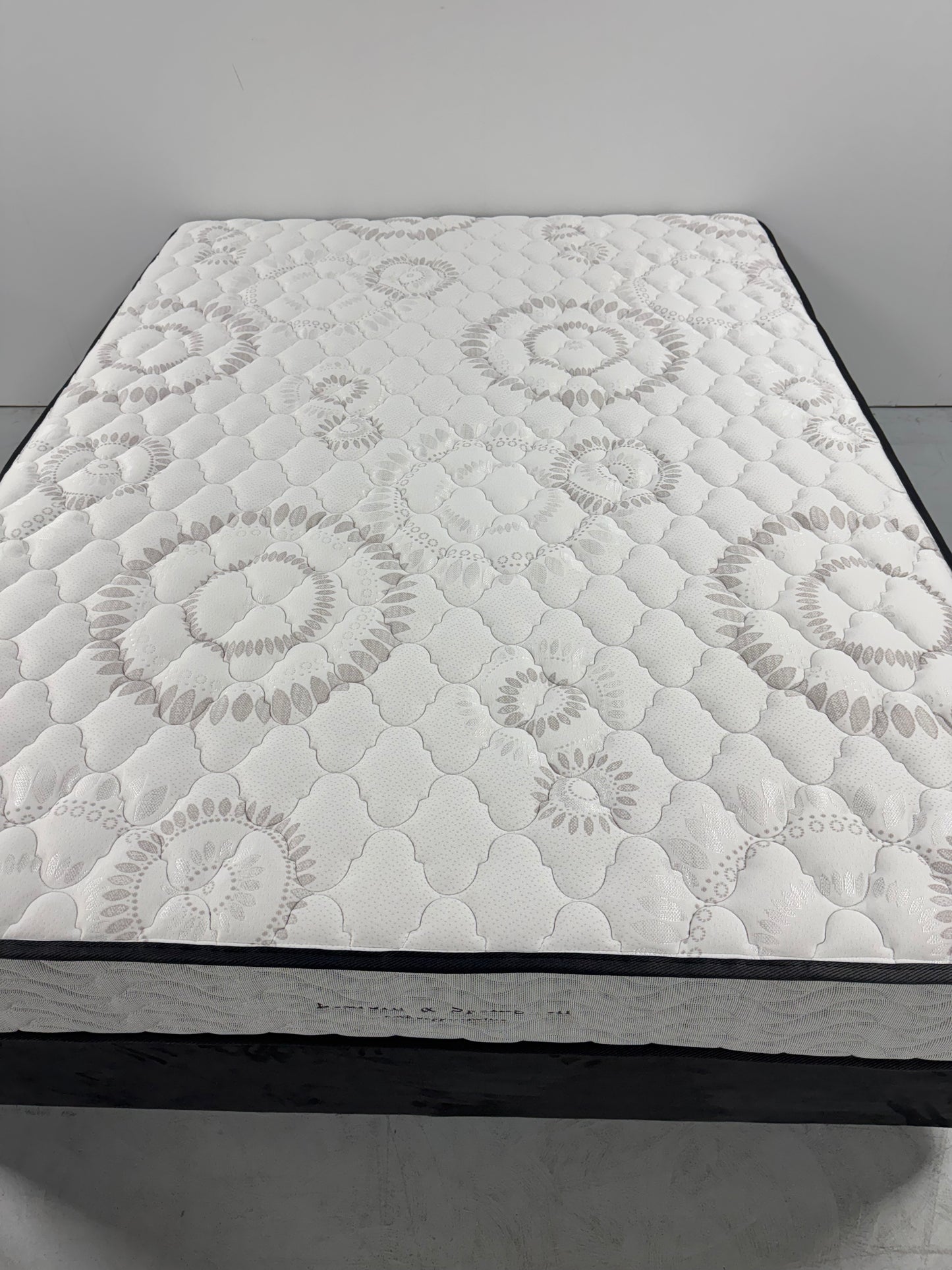 Back Support Revive Mattress: Sleep with Confidence