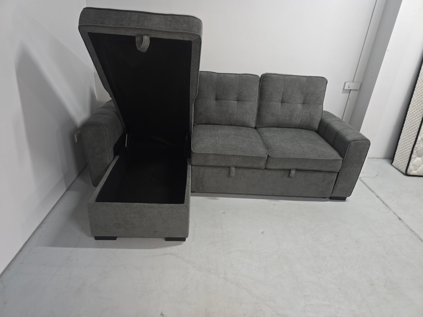 Hobart Corner Lounge with Chaise: Modern Design with Smart Storage and Sofa Bed