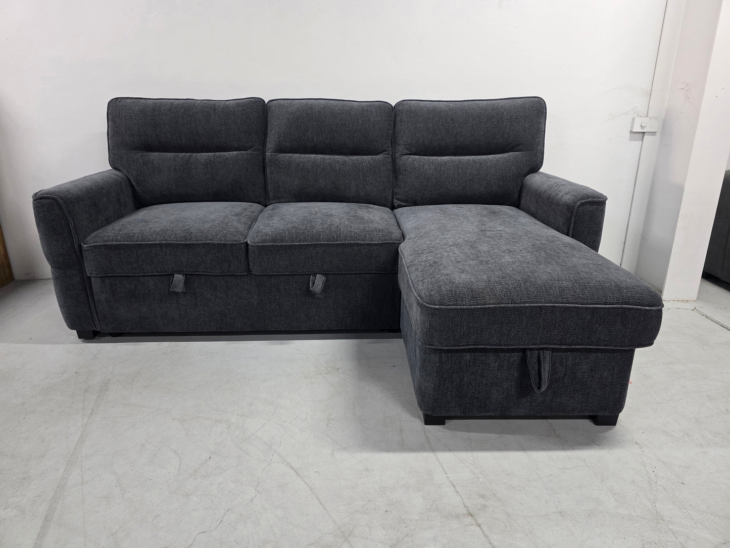 Kira Corner Lounge with Chaise: Modern Design with Smart Storage and Sofa Bed