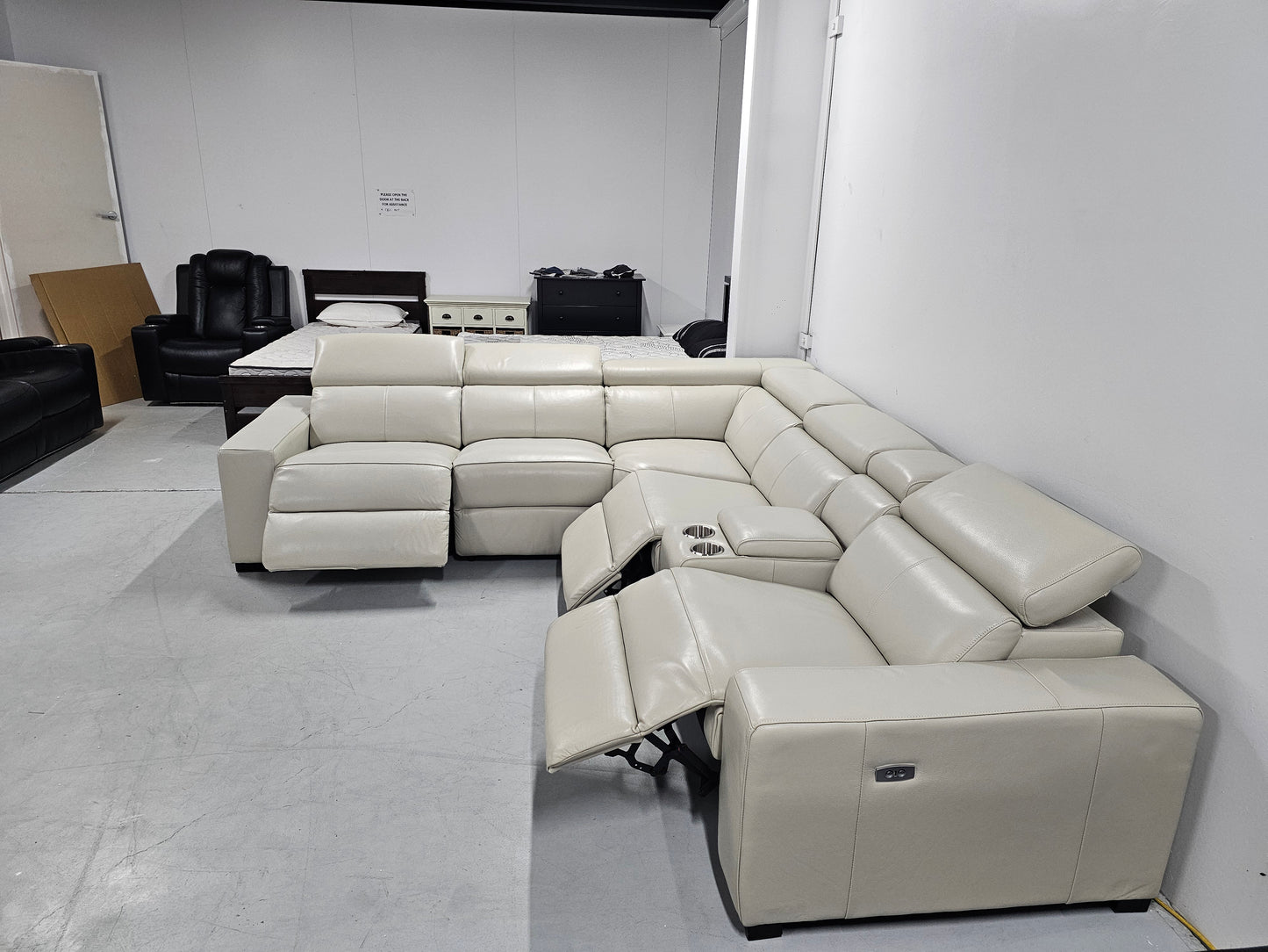 Valencia Beige Full Leather Lounge: Luxury Redefined
